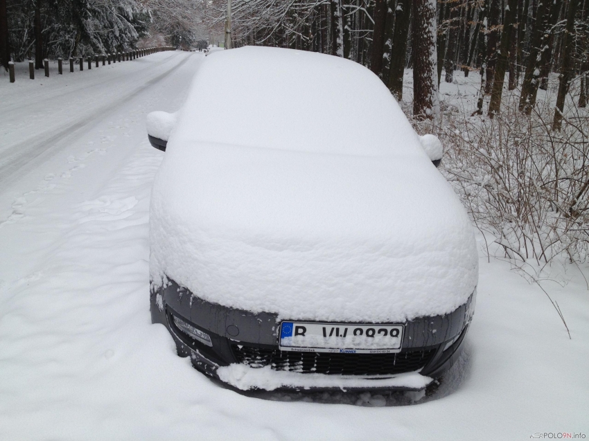 20cm Schnee auf dem Auto