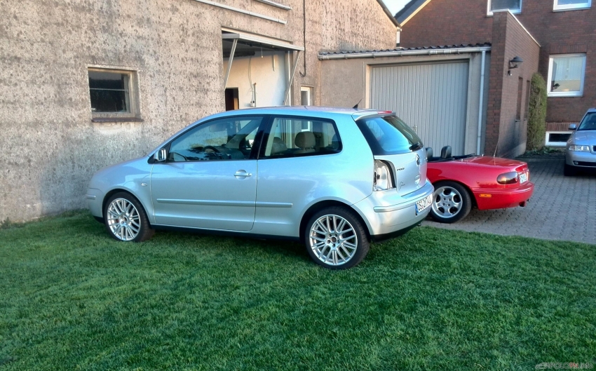 Endlich ist der Winter vorbei und die "Exor" können wieder drauf :) Im Hintergrund unser Sommer Auto :) 