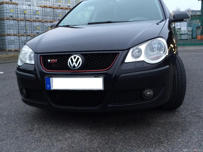 Austausch durch GTI Grill und Wabengitter "wie schon erwähnt mit TDI Schriftzug" :D