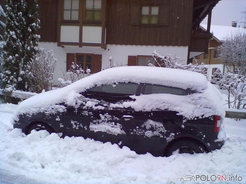 Tief verschneit im Allgäuer Winter